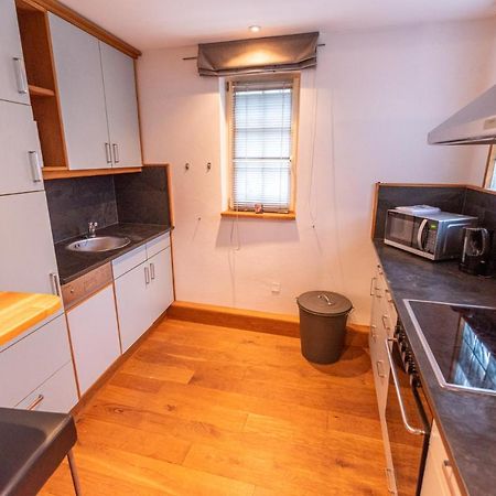 Designer Unterkunft In 15. Jahrhundert Altbau 75 M² Fuer Max. 4 Personen Appartement Eltville am Rhein Buitenkant foto