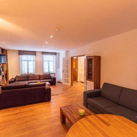 Designer Unterkunft In 15. Jahrhundert Altbau 75 M² Fuer Max. 4 Personen Appartement Eltville am Rhein Buitenkant foto