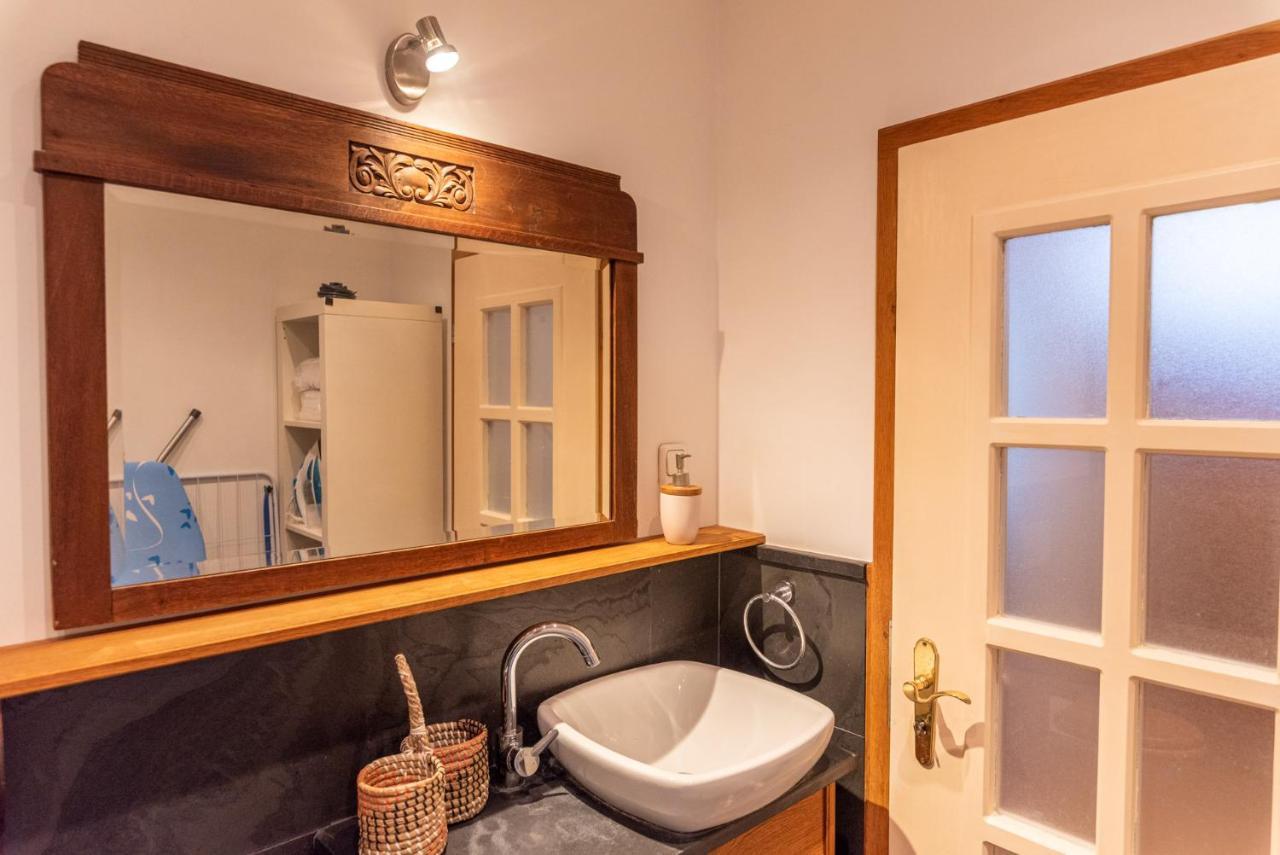 Designer Unterkunft In 15. Jahrhundert Altbau 75 M² Fuer Max. 4 Personen Appartement Eltville am Rhein Buitenkant foto