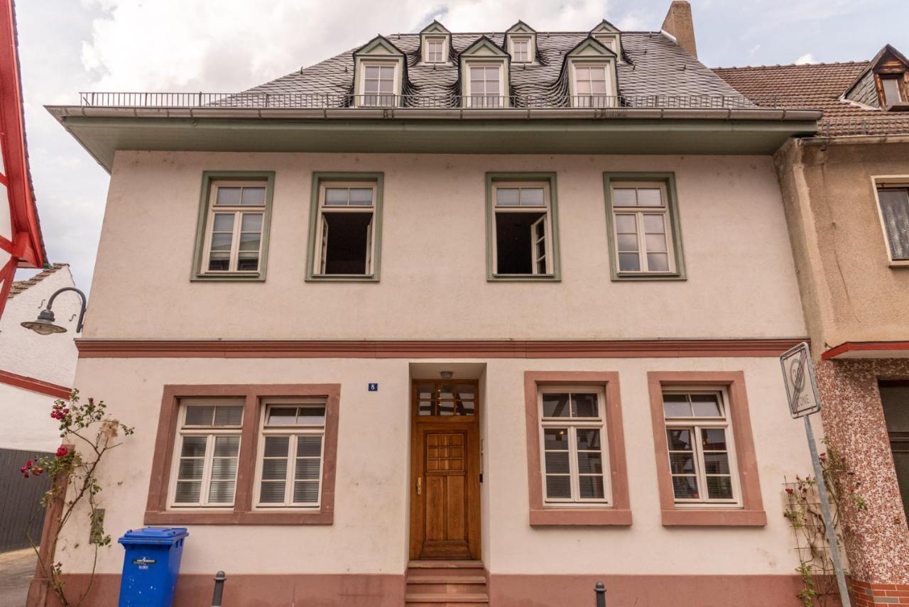 Designer Unterkunft In 15. Jahrhundert Altbau 75 M² Fuer Max. 4 Personen Appartement Eltville am Rhein Buitenkant foto