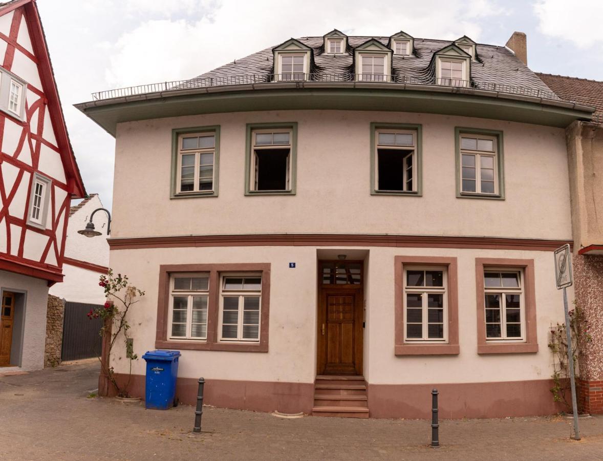 Designer Unterkunft In 15. Jahrhundert Altbau 75 M² Fuer Max. 4 Personen Appartement Eltville am Rhein Buitenkant foto